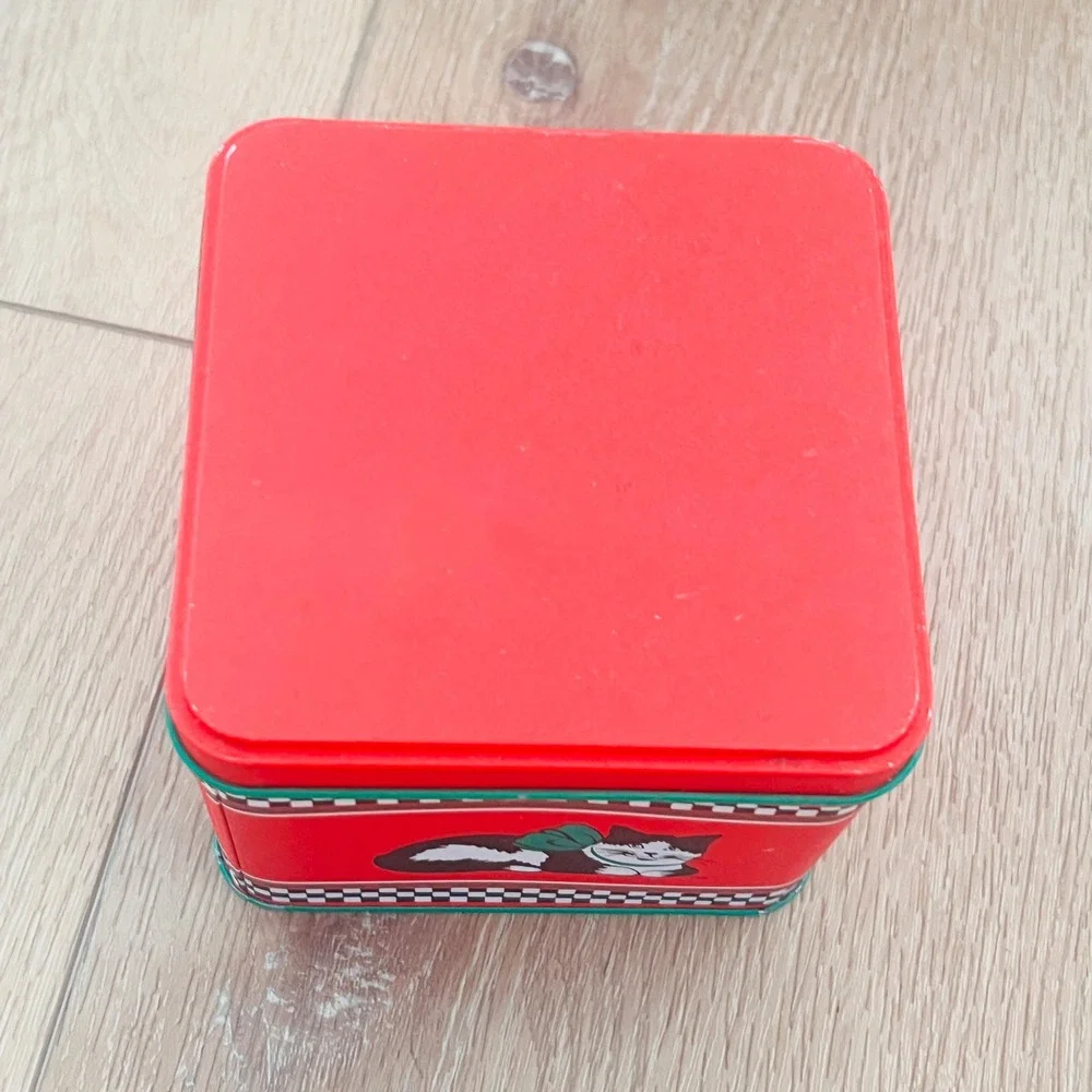 Vintage‎ Potpourri Press Meow Mates Tuxedo Cat Tin Red Checkered USA Kitten